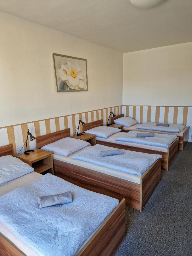 Hotel Ned Hockey Nymburk Dış mekan fotoğraf